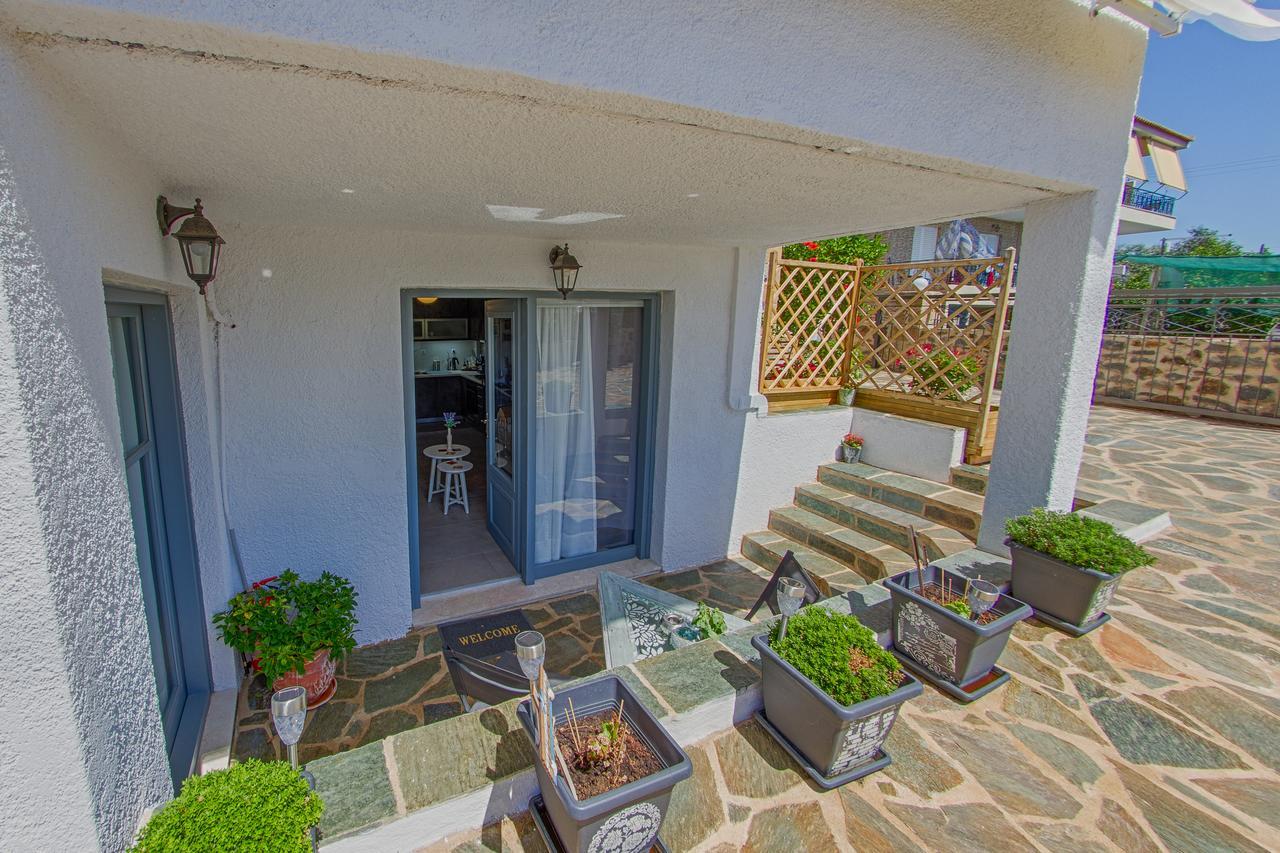 Irida Holiday Apartments Stoúpa Exterior foto